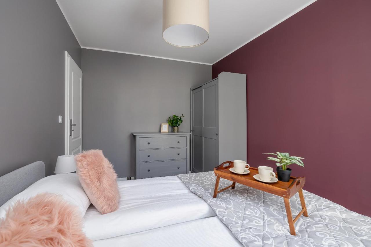 Comfy Apartment Pachonskiego With Parking In Krakow By Noclegi Renters Exterior foto